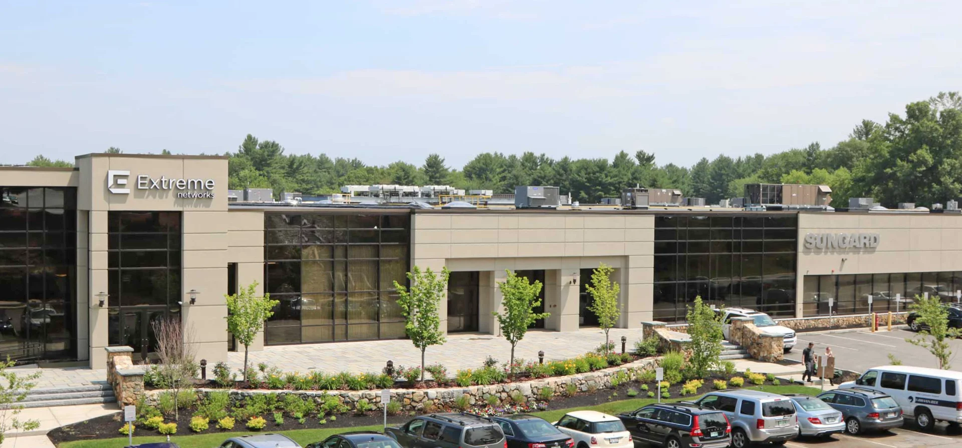 Extremenetworks Exterior 2.webp